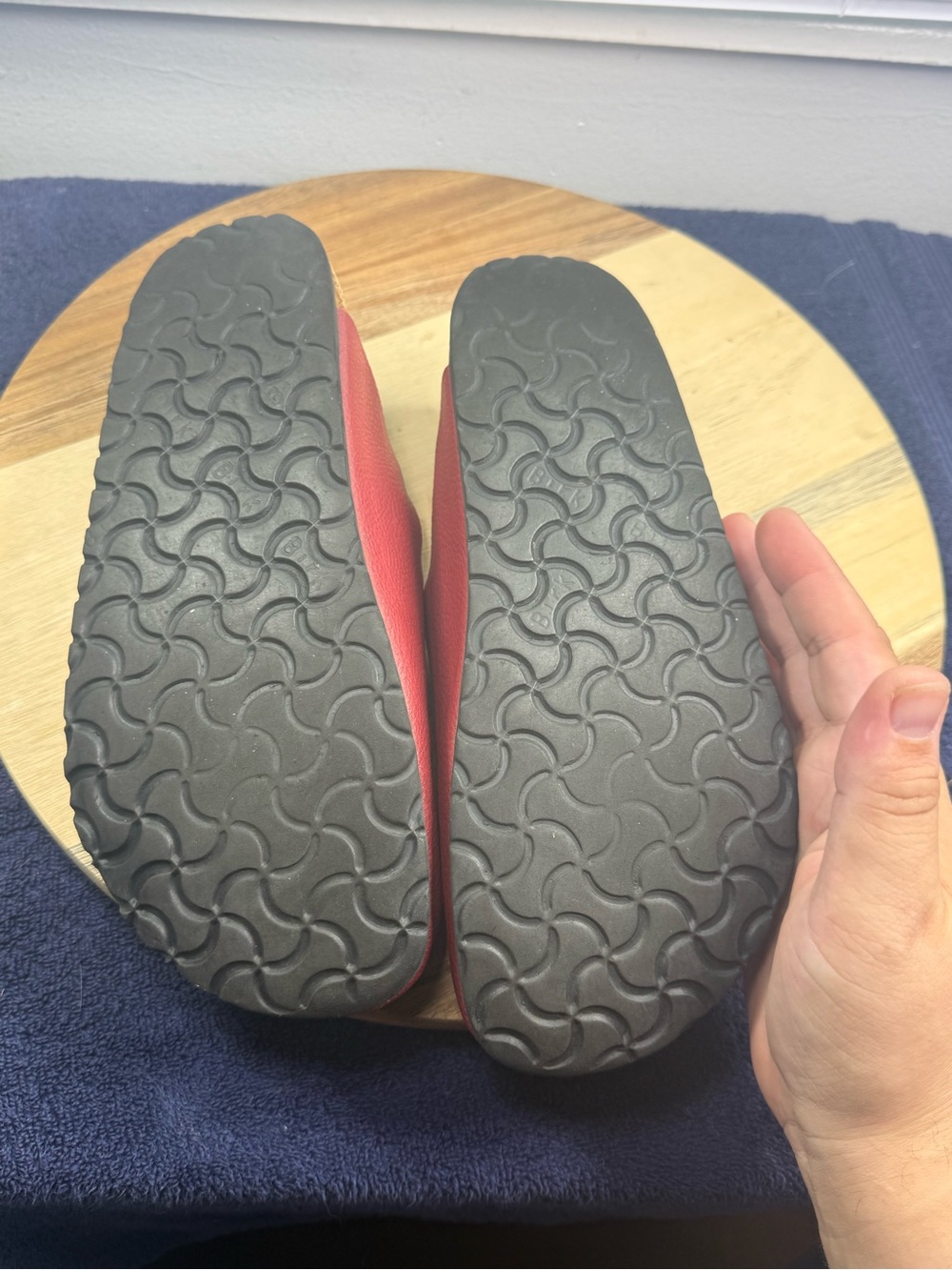 Birkenstocks (Women’s 9 Men’s 7) - Picture 7 of 8